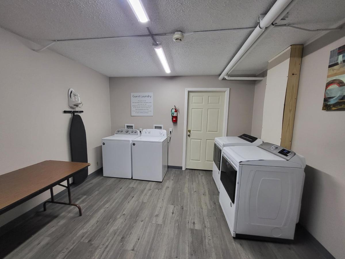Quality Inn & Suites Vandalia Near I-70 And Hwy 51 Exteriör bild