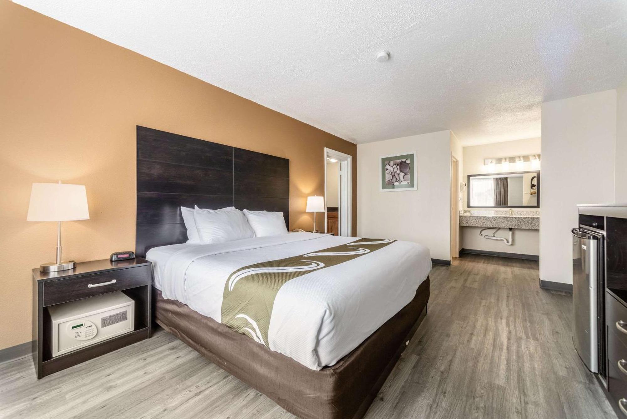 Quality Inn & Suites Vandalia Near I-70 And Hwy 51 Exteriör bild