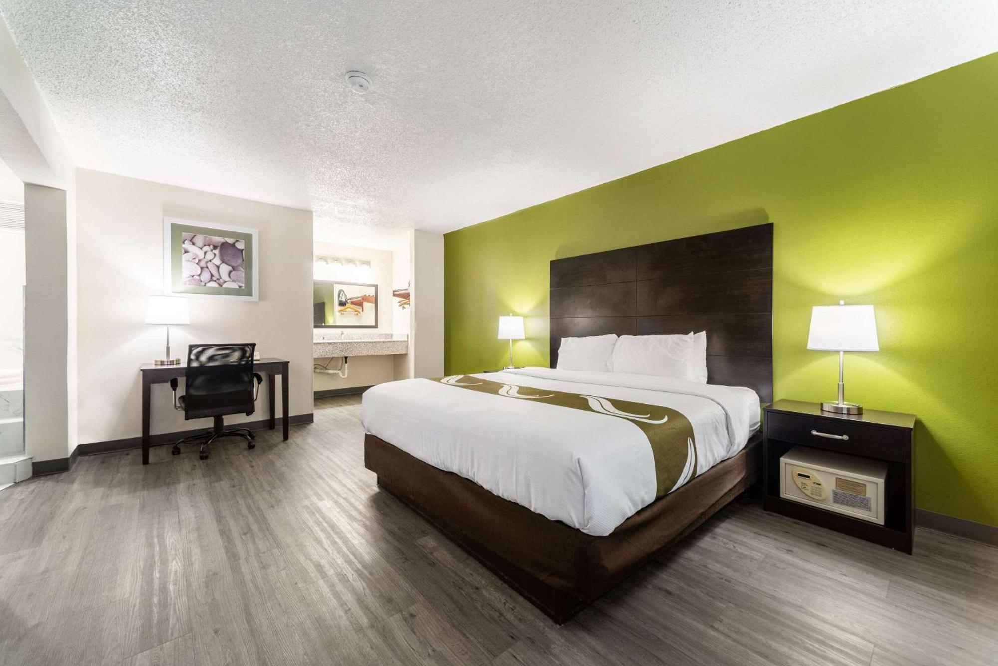 Quality Inn & Suites Vandalia Near I-70 And Hwy 51 Exteriör bild