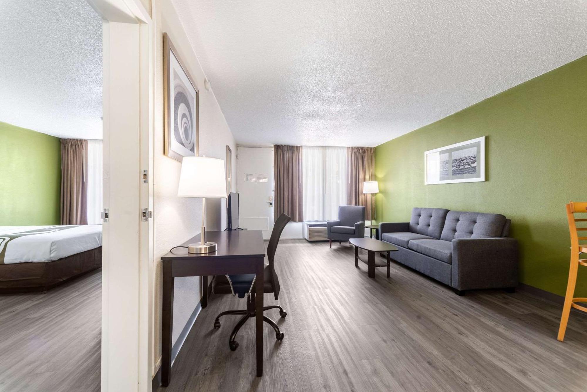 Quality Inn & Suites Vandalia Near I-70 And Hwy 51 Exteriör bild