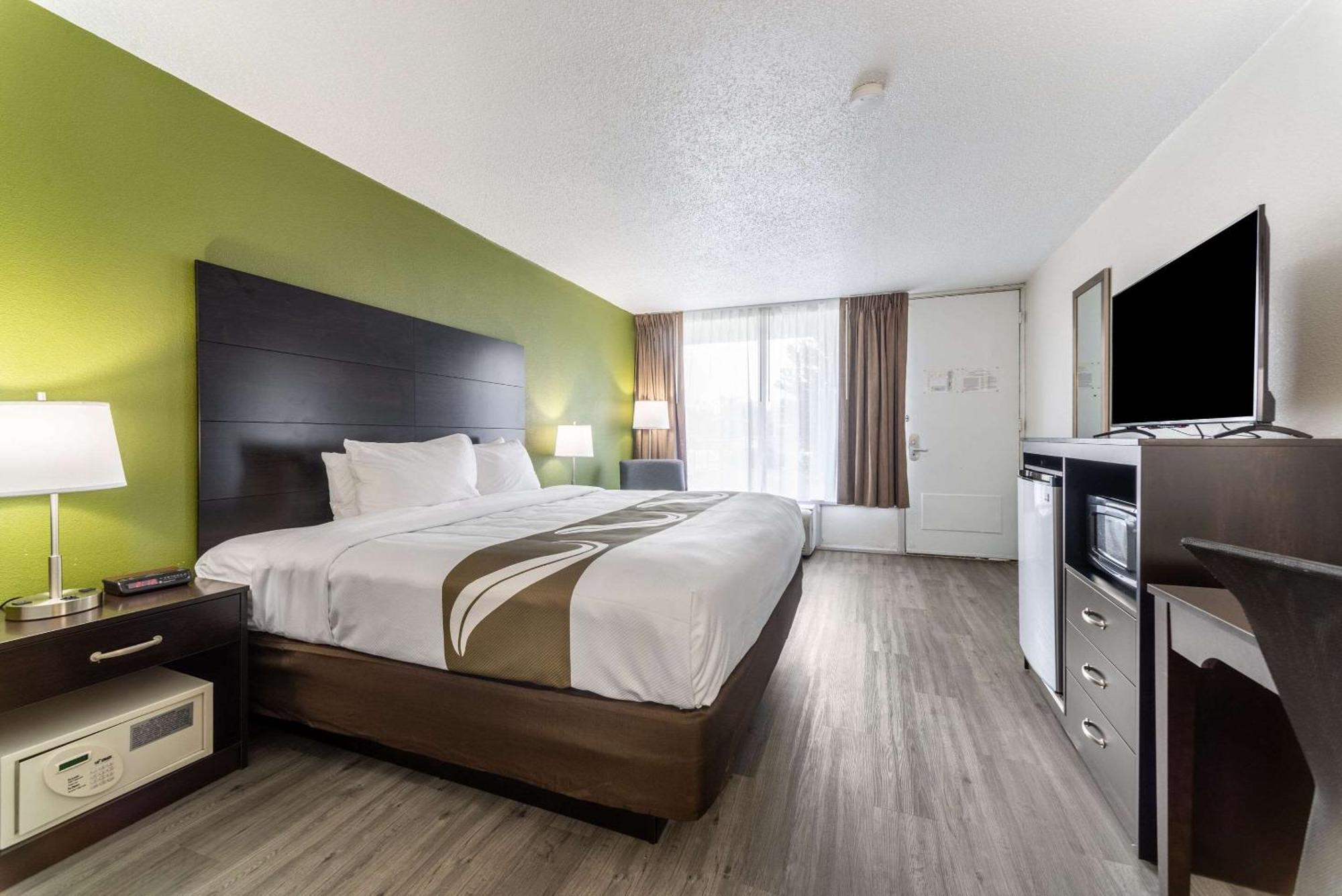 Quality Inn & Suites Vandalia Near I-70 And Hwy 51 Exteriör bild