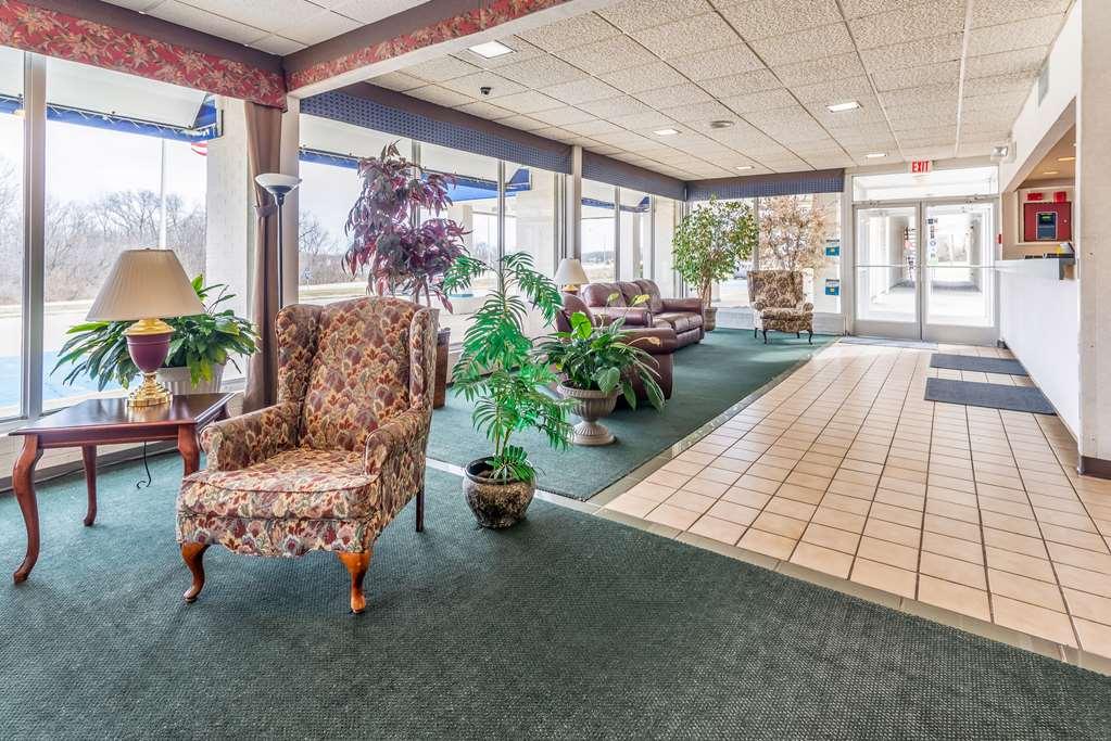 Quality Inn & Suites Vandalia Near I-70 And Hwy 51 Inreriör bild